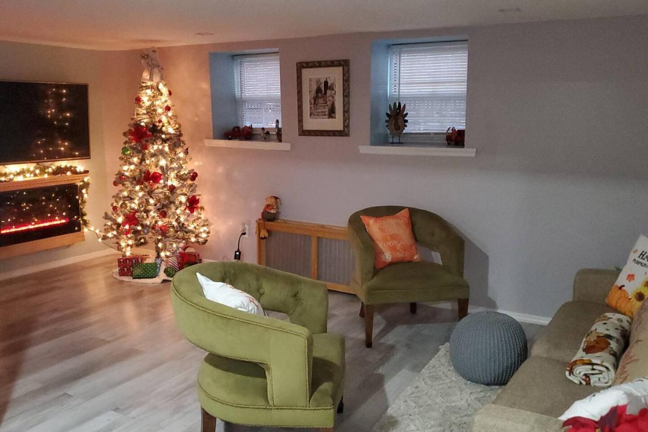 Lovely 2 Bedroom Apartment With 2 Entrance And Parking Нью-Йорк Экстерьер фото
