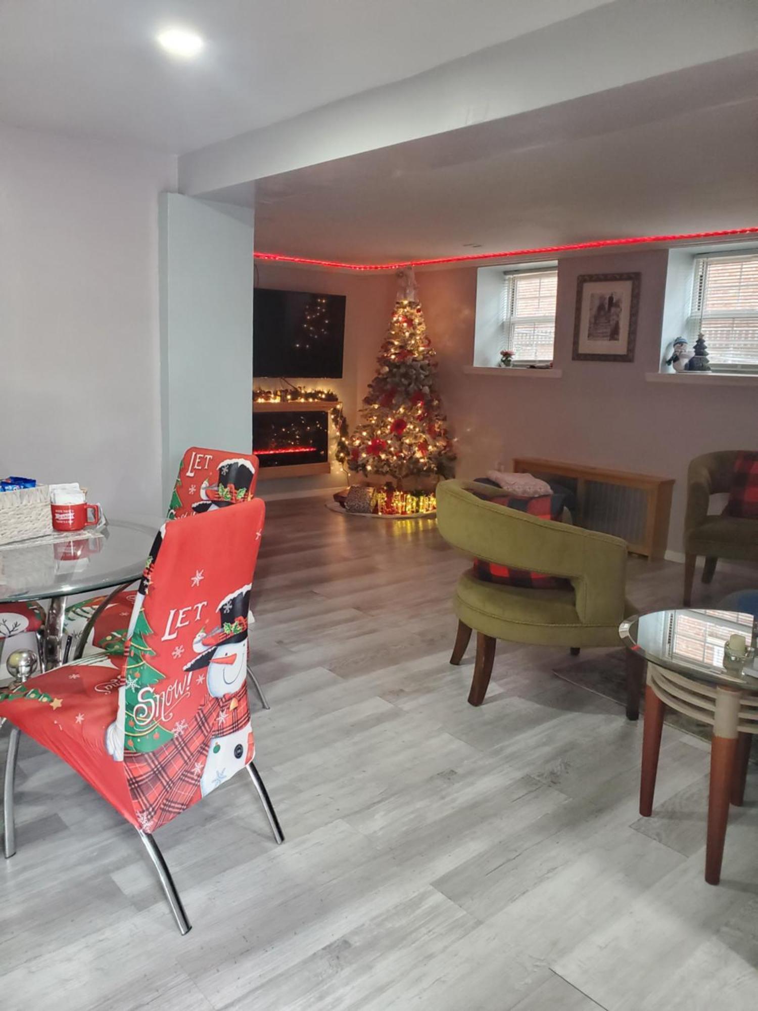 Lovely 2 Bedroom Apartment With 2 Entrance And Parking Нью-Йорк Экстерьер фото