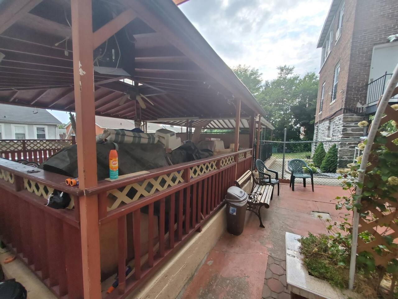 Lovely 2 Bedroom Apartment With 2 Entrance And Parking Нью-Йорк Экстерьер фото